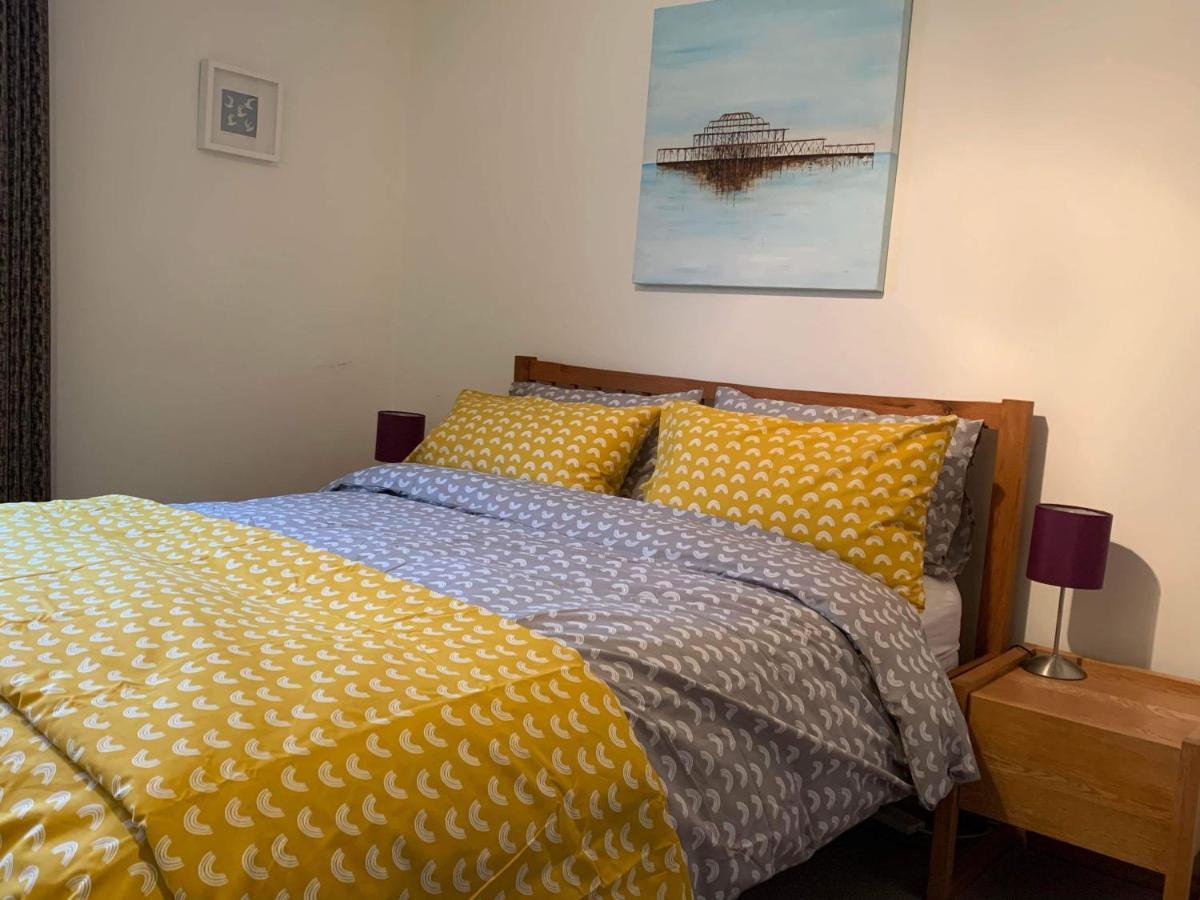 Cheltenham Central Apartment, Parking, Close Bars & Restaurants เชลเทนแฮม ภายนอก รูปภาพ